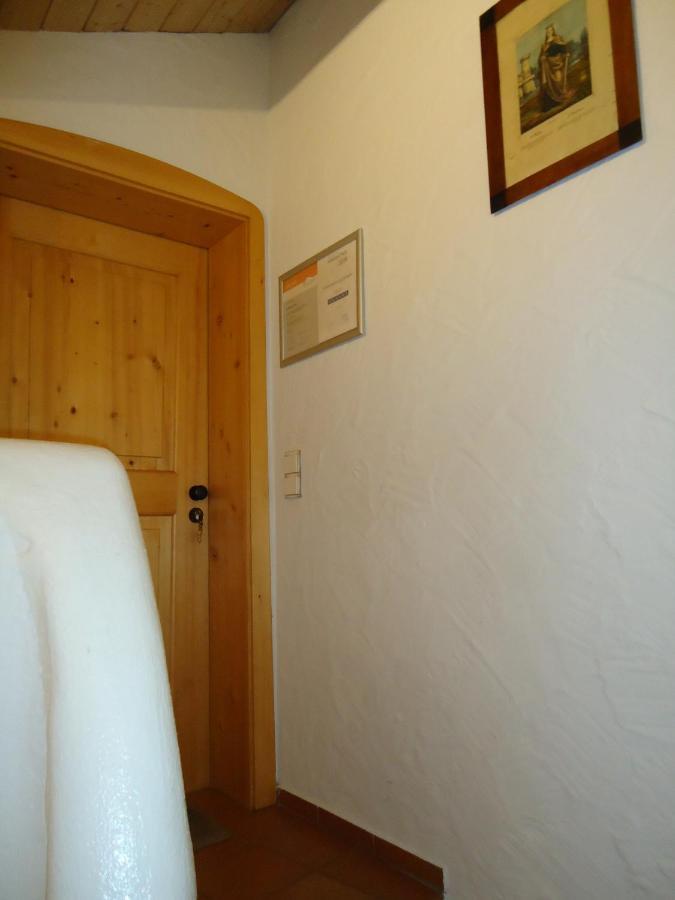 Ferienwohnung Wingen Bad Feilnbach Rum bild